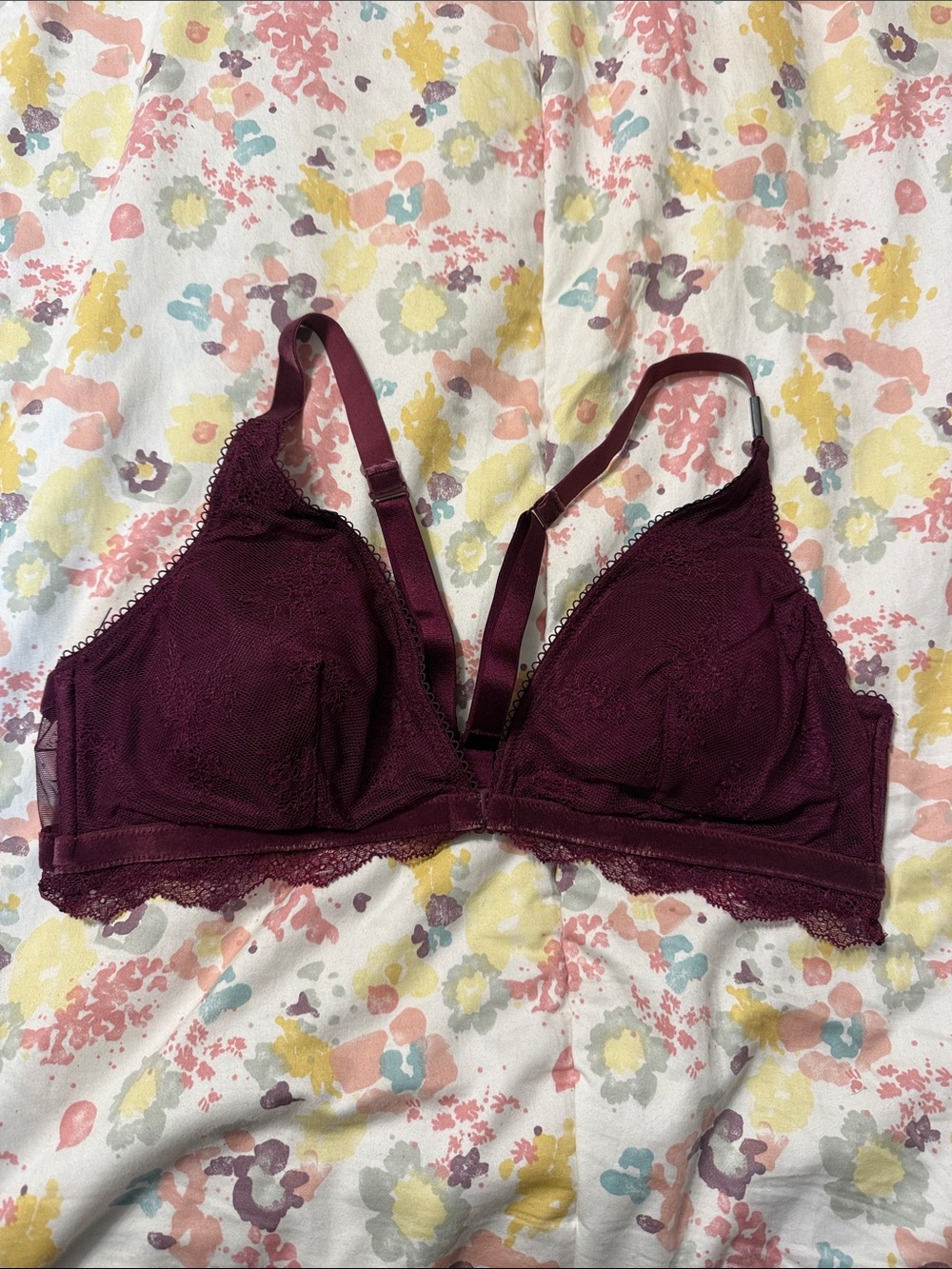 Victoria Secret Lace Wire-Free Bralette - Burgundy Wine (XL)